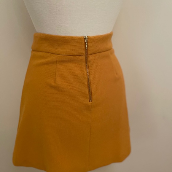 Yellow Pleated Mini Skirt Gold Buttons - Picture 3 of 6